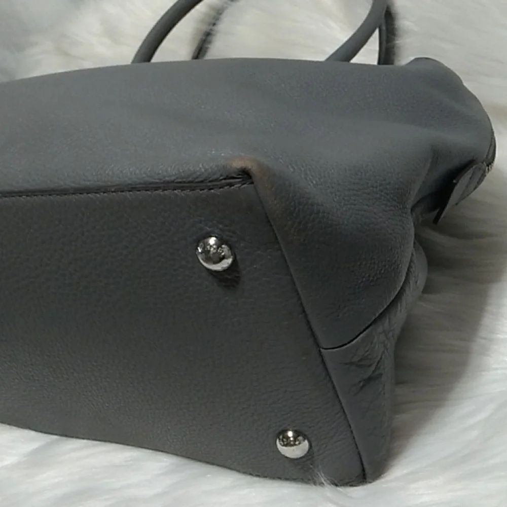 Michael Kors Extra Large Duffle Bag Tote Carry On Bag Gently Used - Picture 12 of 16